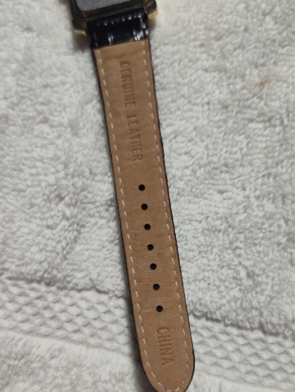 watch - Picture 3 of 4